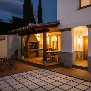 Casa Mirestany- Wonderful House With Amazing Views Сasa de vacaciones
